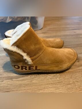 Sorel Suede Shearling Ankle Boot in Chestnut